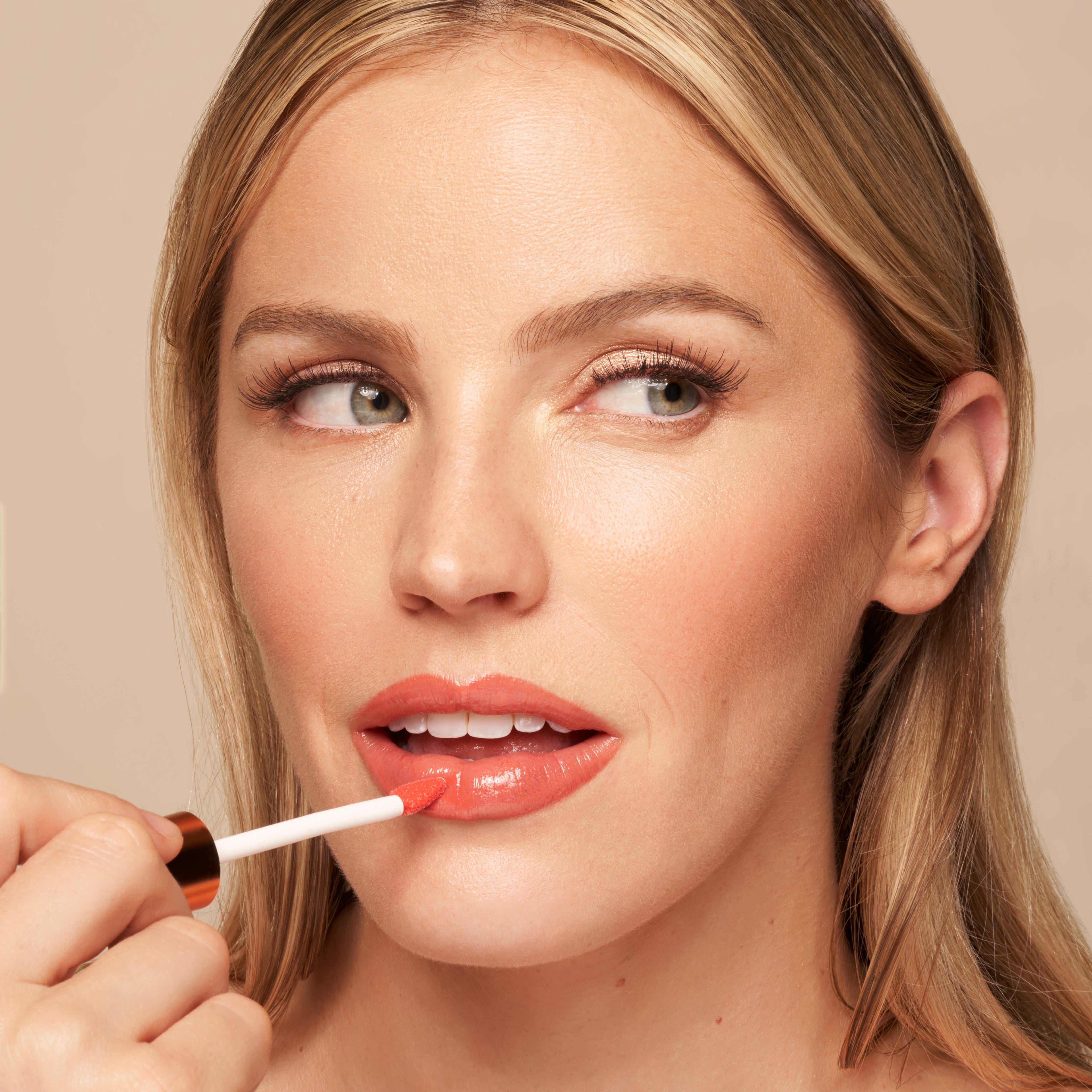 Luxe Tinted Lip Oil with Hyaluronic + Vitamin E